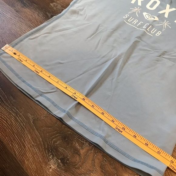 Roxy Surf Club Shirt 🏄‍♂️ - Picture 4 of 6